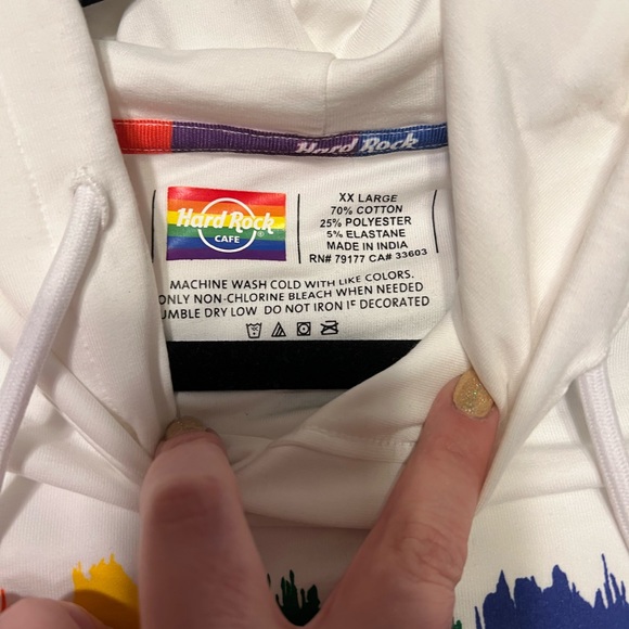 Hard Rock rainbow pride sweatshirt brand new without tags XXL unisex - Picture 4 of 4